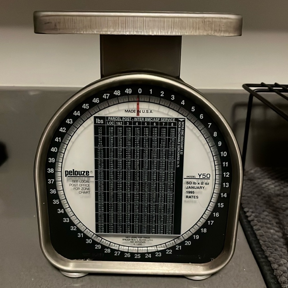 Pelouze Vintage Scale For Package Weight Up to 50 LBS Accurate Measurements